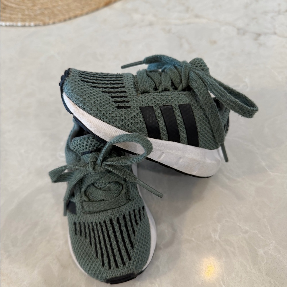 Adidas Kids Sneakers in Olive and Black